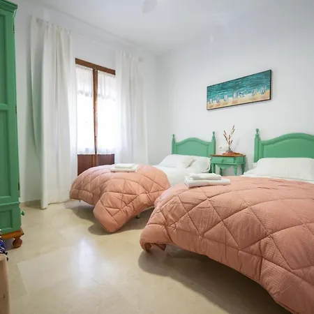 Laspalomas18 Apartman *